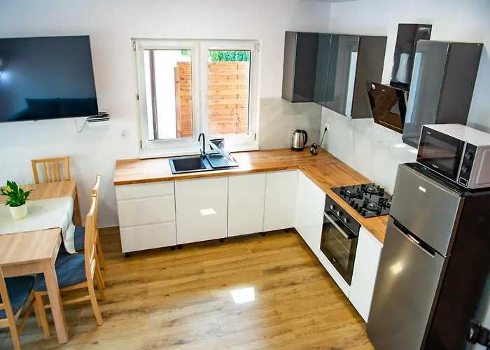 2 Bedroom In بيت للعطل